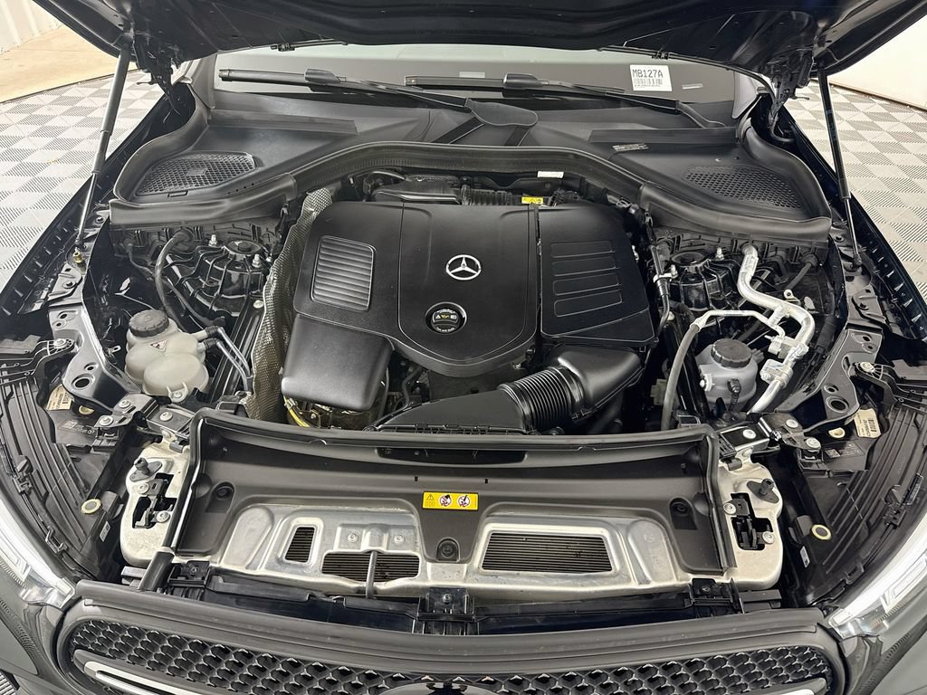 Certified 2025 Mercedes-Benz GLC 300 4MATIC image 31
