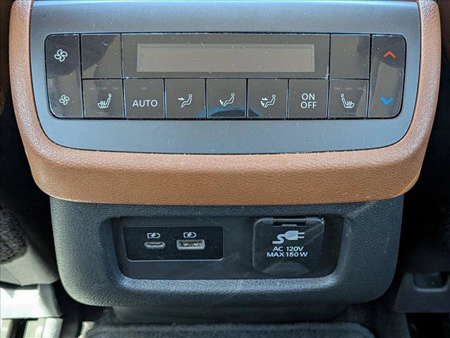 Used 2023 Nissan Pathfinder Platinum FWD image 19