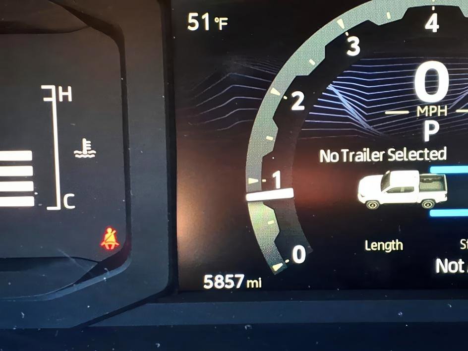 Certified 2024 Toyota Tacoma SR5 image 24