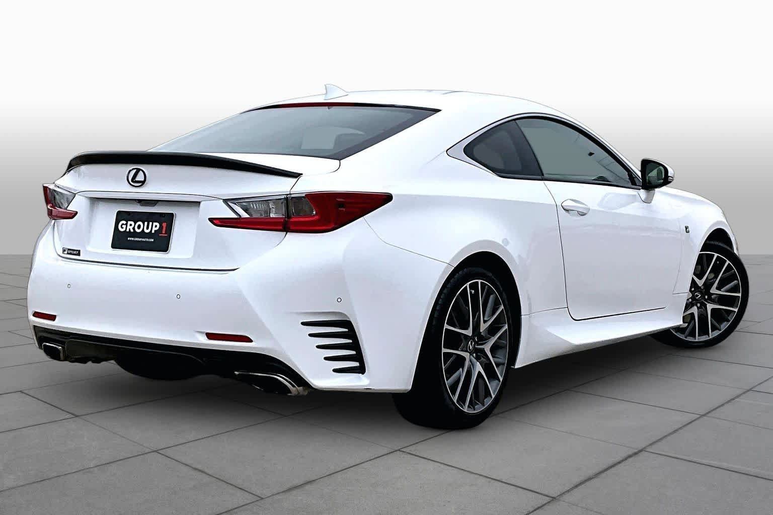 Used 2016 Lexus RC 200t RWD image 11