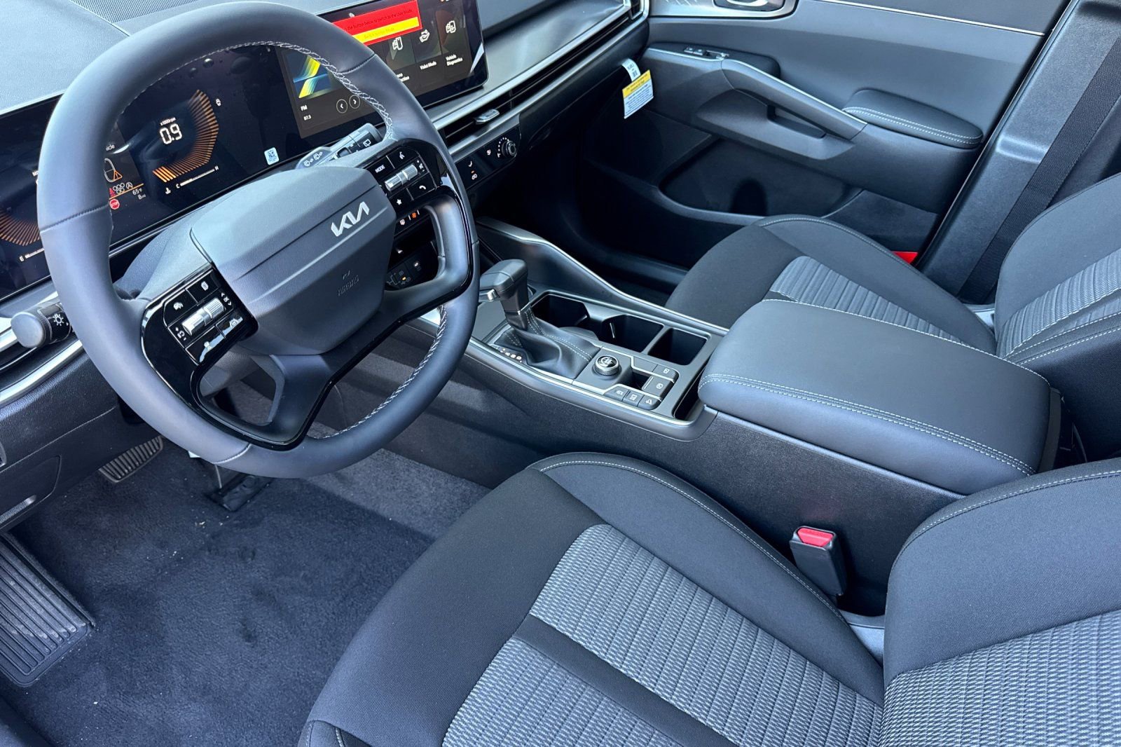 New 2026 Kia Sorento LX image 10