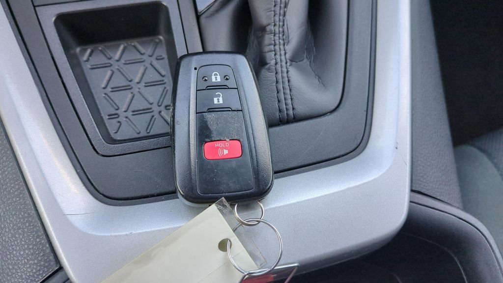 Used 2024 Toyota RAV4 XLE image 26