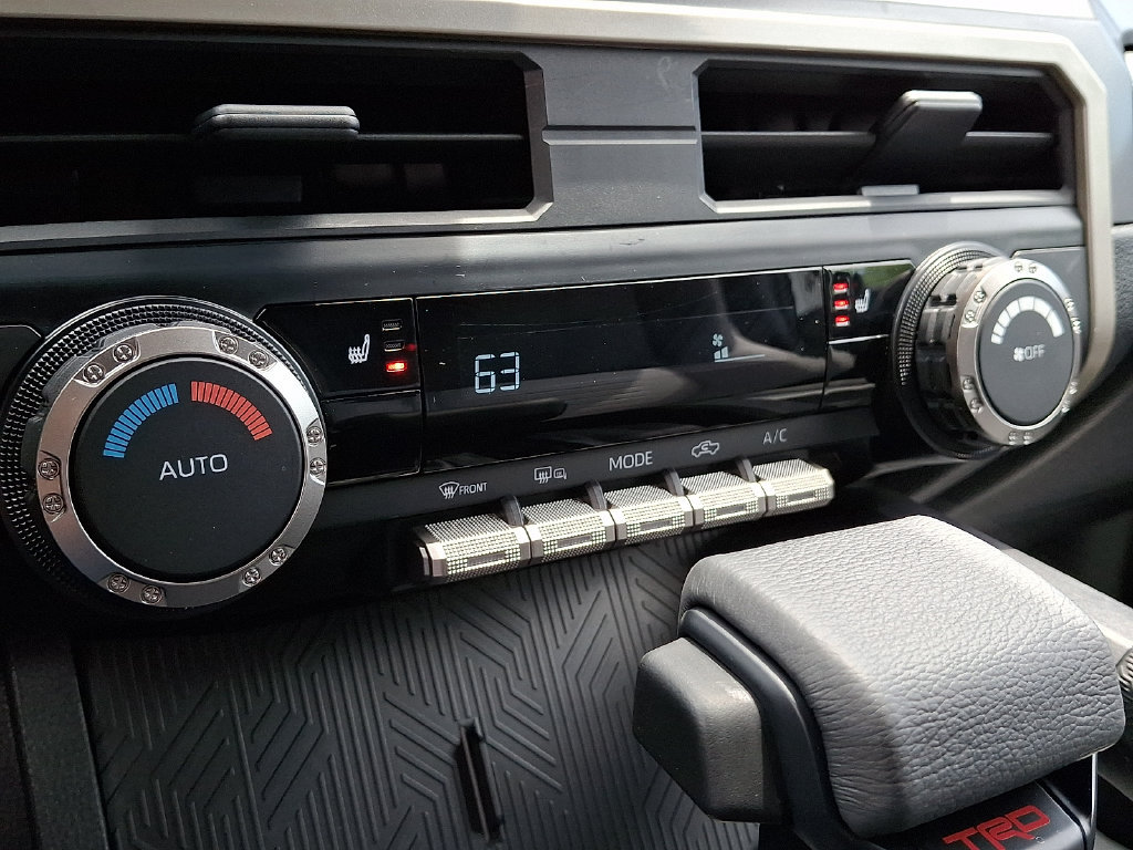Used 2026 Toyota Tacoma TRD Off-Road AWD/4WD image 16