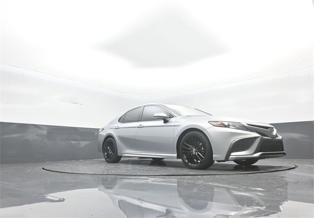 Used 2021 Toyota Camry XSE w/ Navigation Package image 27