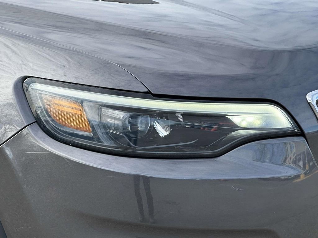 Used 2020 Jeep Cherokee Limited image 7