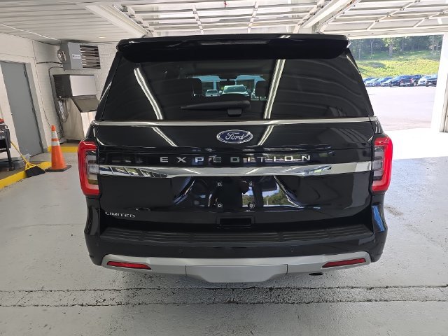 Used 2024 Ford Expedition Limited AWD/4WD image 4