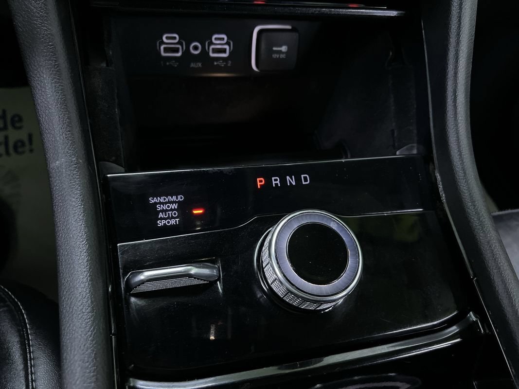 Used 2022 Jeep Grand Cherokee Limited AWD/4WD image 25