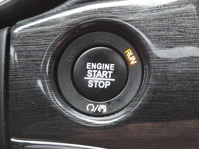 Used 2021 Jeep Grand Cherokee Trailhawk image 23