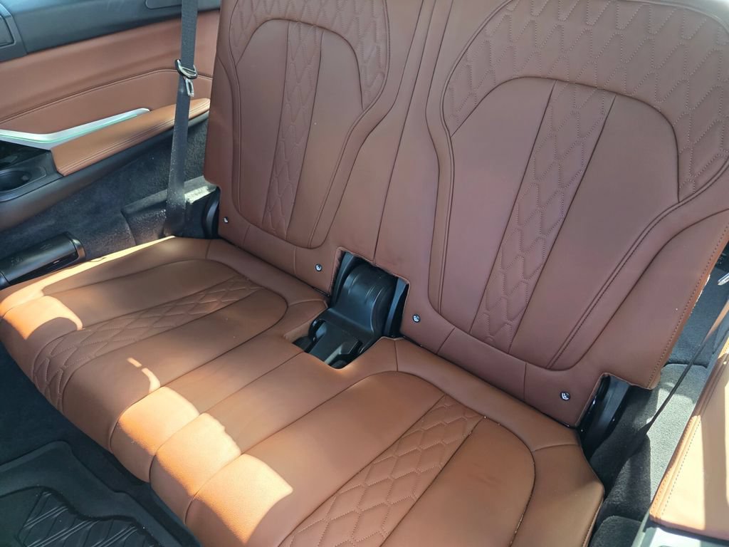 Certified 2025 BMW X7 M60i w/ Climate Comfort Package AWD/4WD image 17