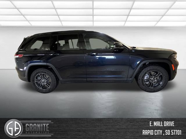 Used 2024 Jeep Grand Cherokee Trailhawk w/ Advanced Protech Group II image 7