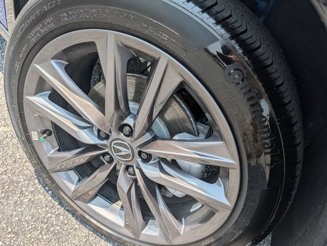 Certified 2025 Acura ADX A-Spec AWD/4WD image 9