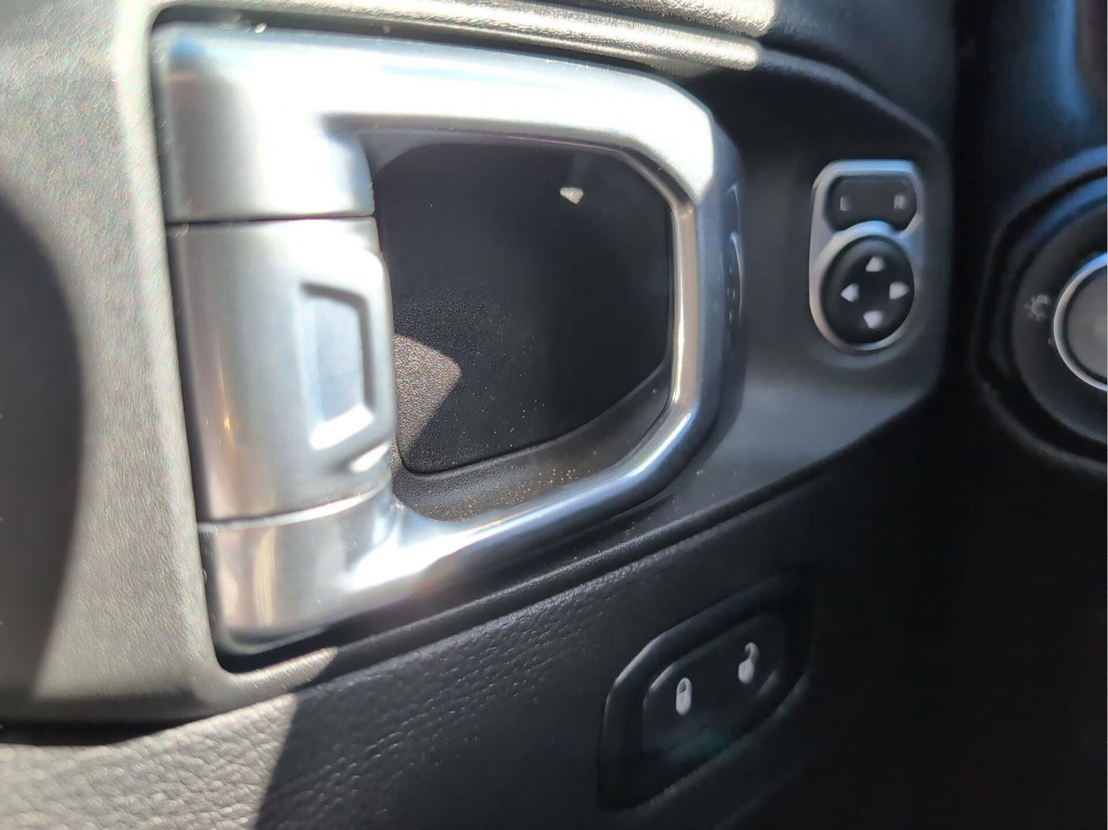 Used 2022 Jeep Wrangler Unlimited Rubicon w/ LED Lighting Group image 15