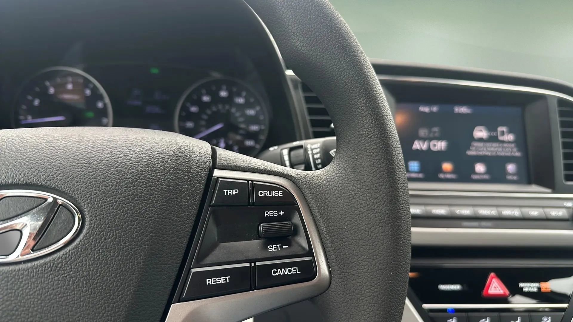 Used 2017 Hyundai Elantra SE image 45