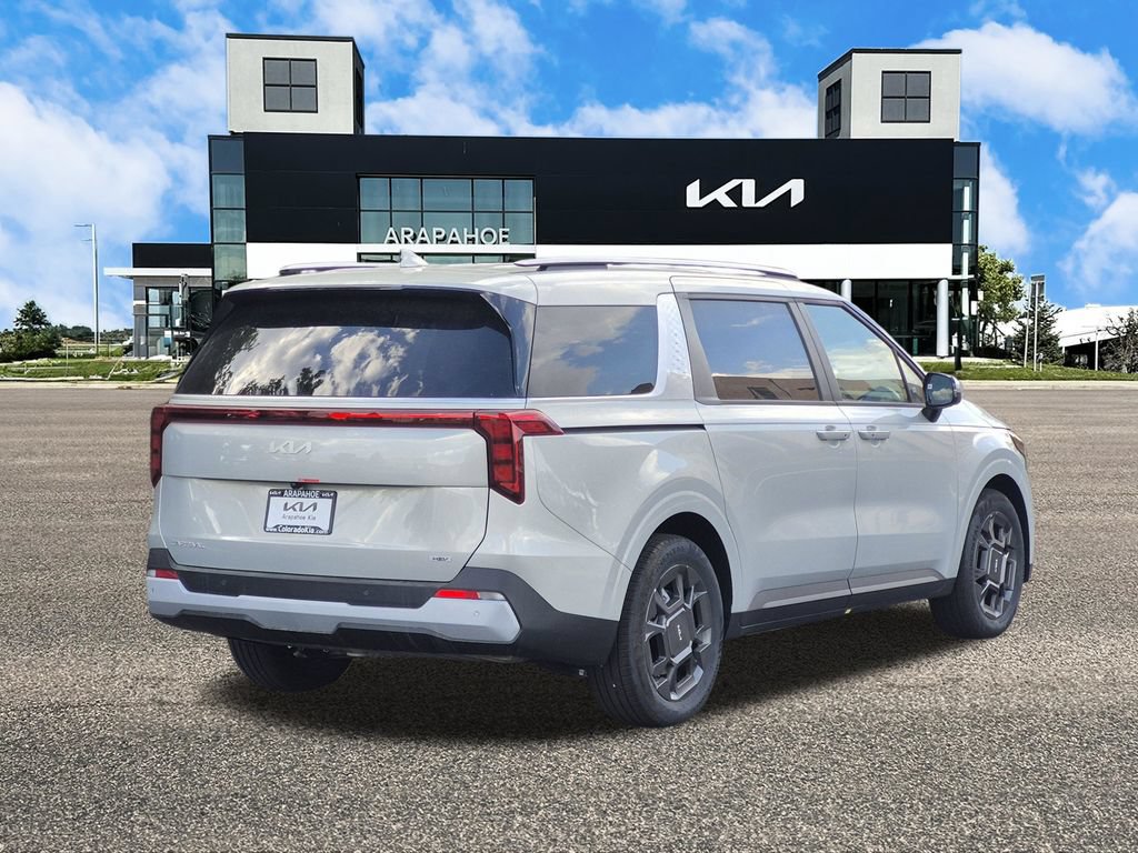 New 2026 Kia Carnival EX FWD image 5