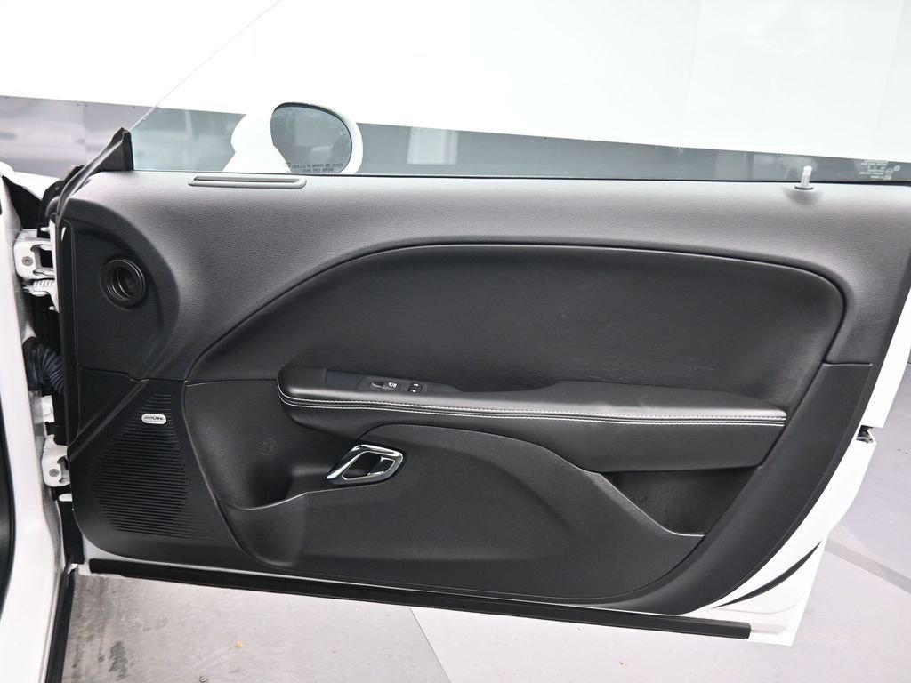 Used 2019 Dodge Challenger SRT Hellcat Redeye image 36