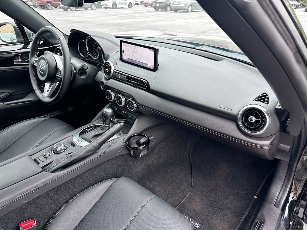 Used 2025 MAZDA MX-5 Miata Grand Touring RWD image 34