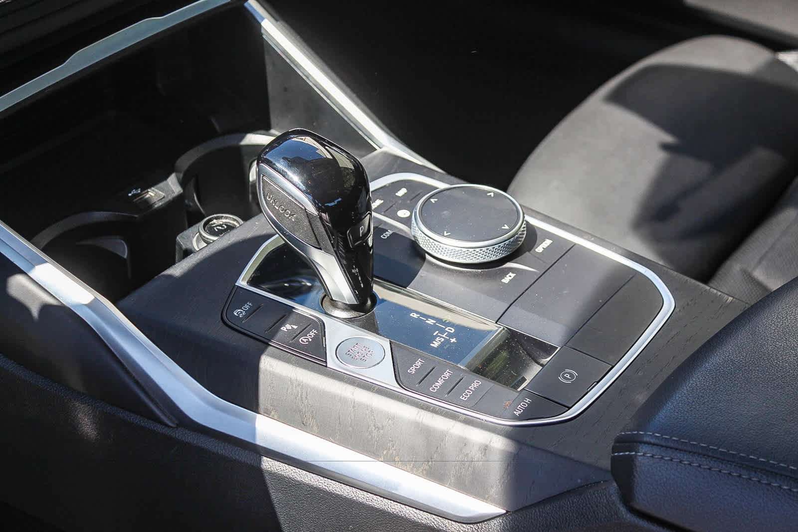 Used 2023 BMW 430i Coupe w/ Premium Package RWD image 18