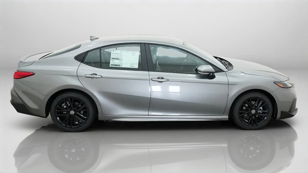 New 2026 Toyota Camry SE FWD image 7