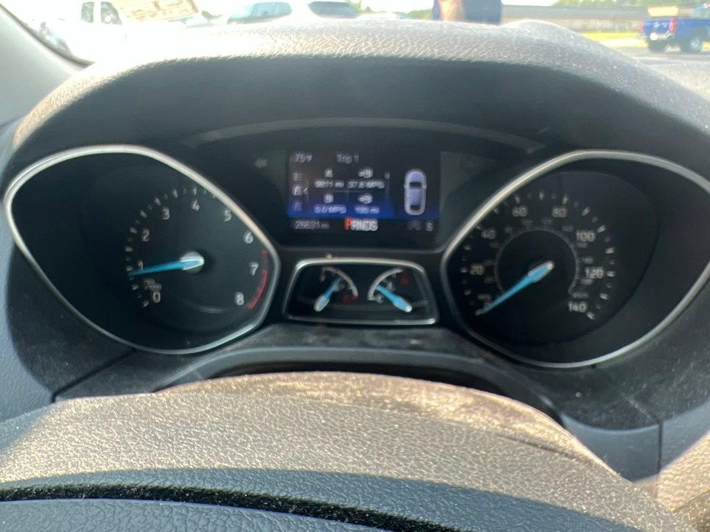 Used 2017 Ford Focus SE FWD image 9