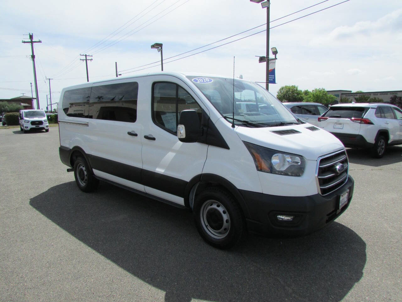 Used 2020 Ford Transit 150 XL RWD image 2
