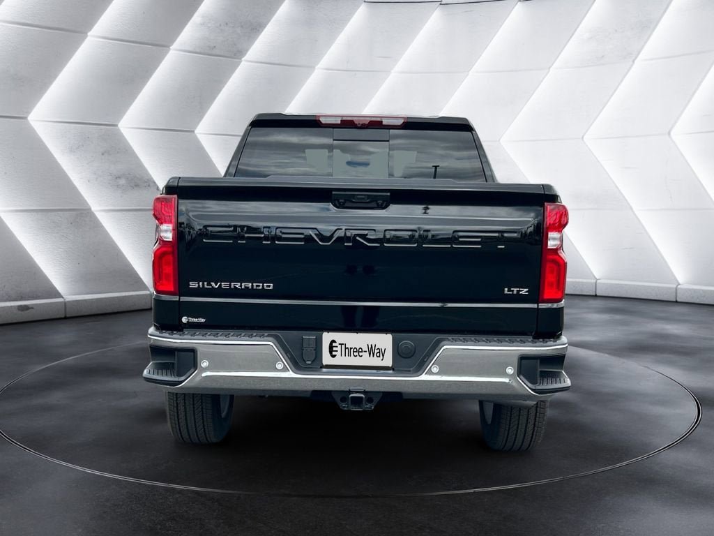 New 2026 Chevrolet Silverado 1500 LTZ w/ Technology Package RWD image 4