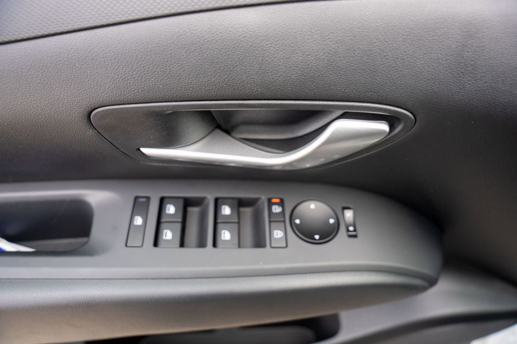 New 2026 Hyundai Tucson SEL image 16