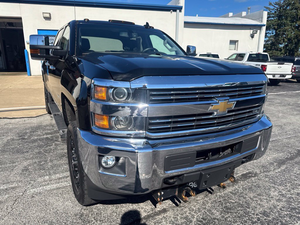 Used 2018 Chevrolet Silverado 2500 LTZ w/ Snow Plow Prep Package AWD/4WD image 54