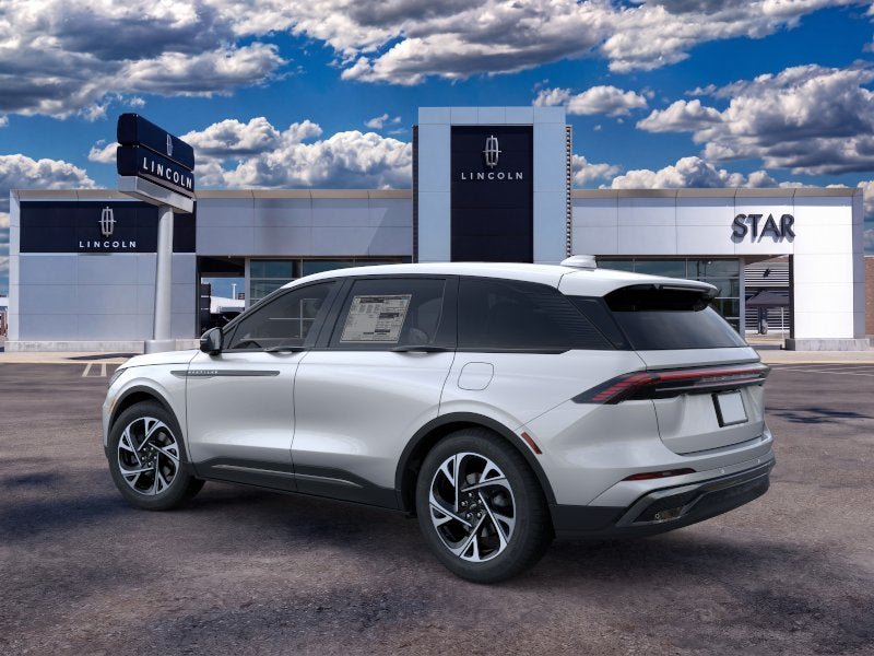 New 2025 Lincoln Nautilus Premier w/ Equipment Group 102A AWD/4WD image 4