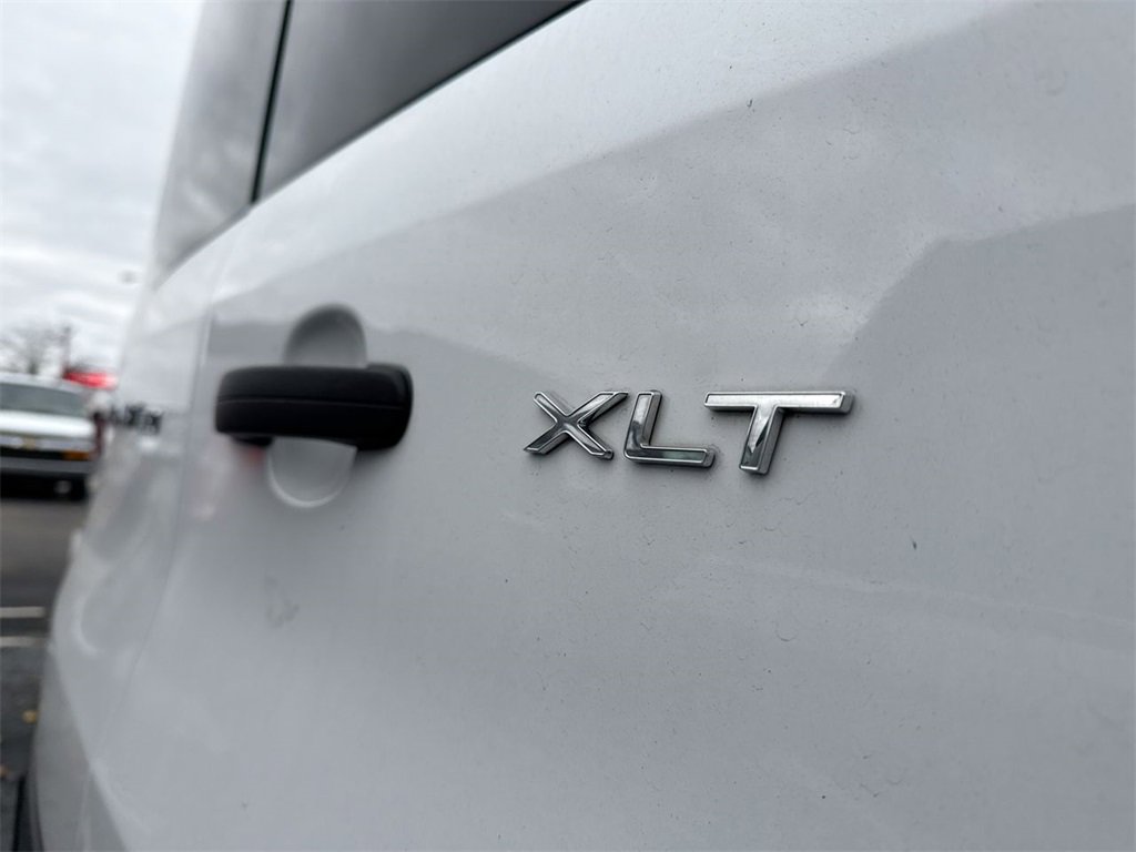 Used 2023 Ford Transit 350 XLT image 6