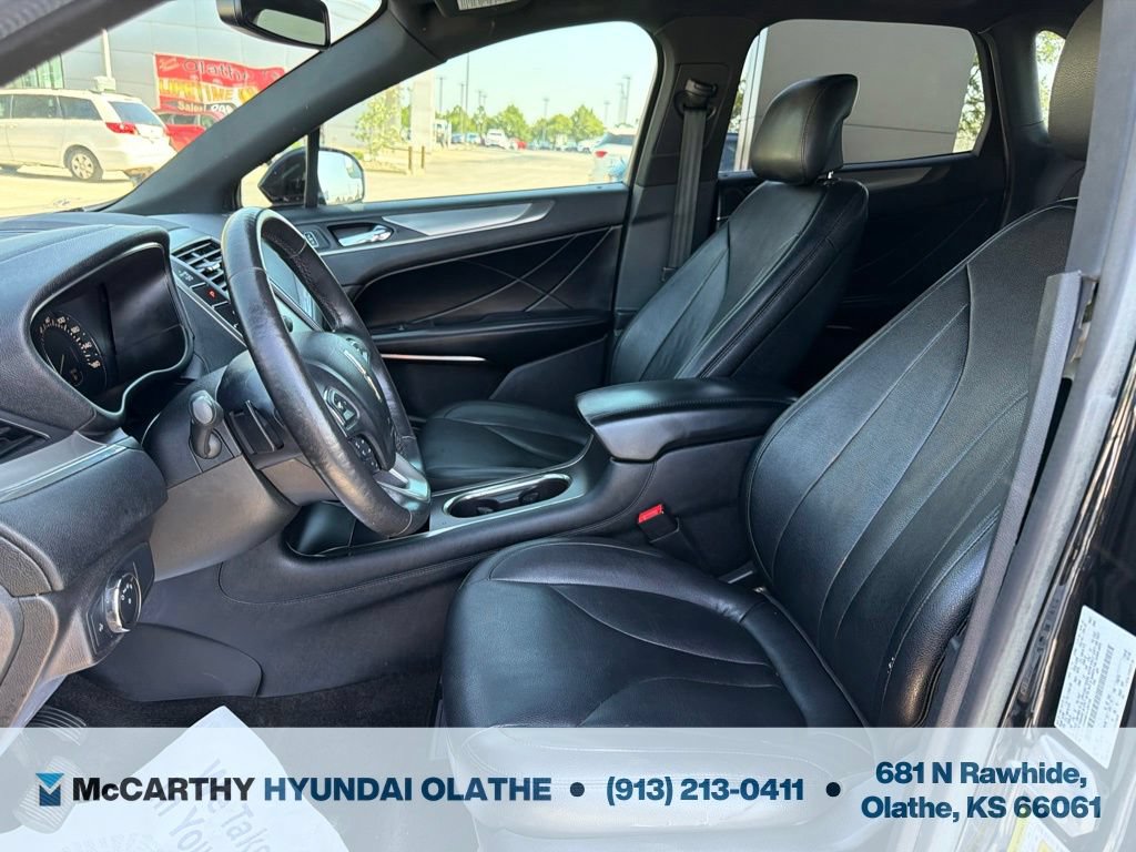 Used 2015 Lincoln MKC FWD image 4