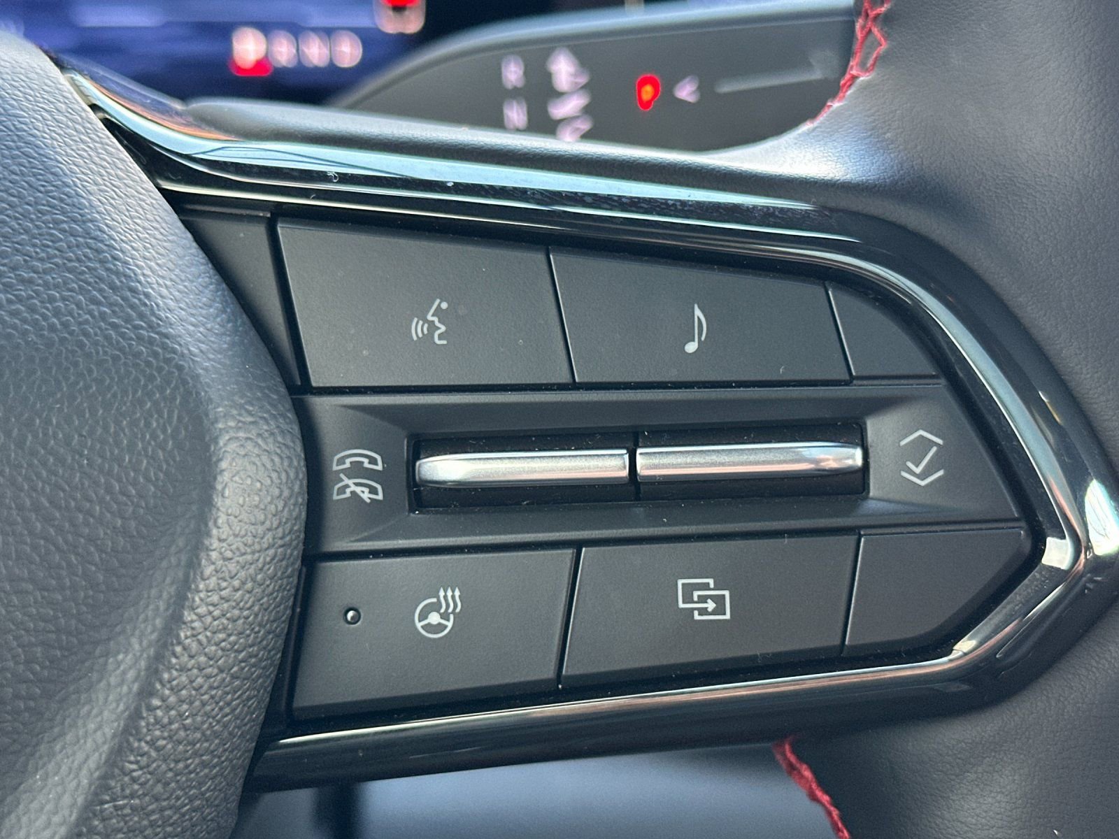 Used 2024 Chevrolet Silverado EV RST image 28