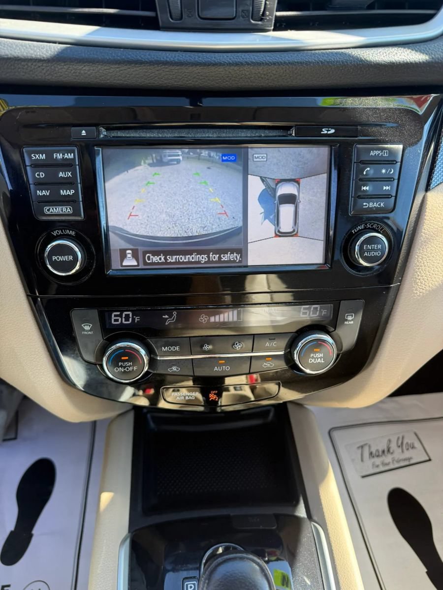 Used 2016 Nissan Rogue SL w/ SL Premium Package FWD image 14