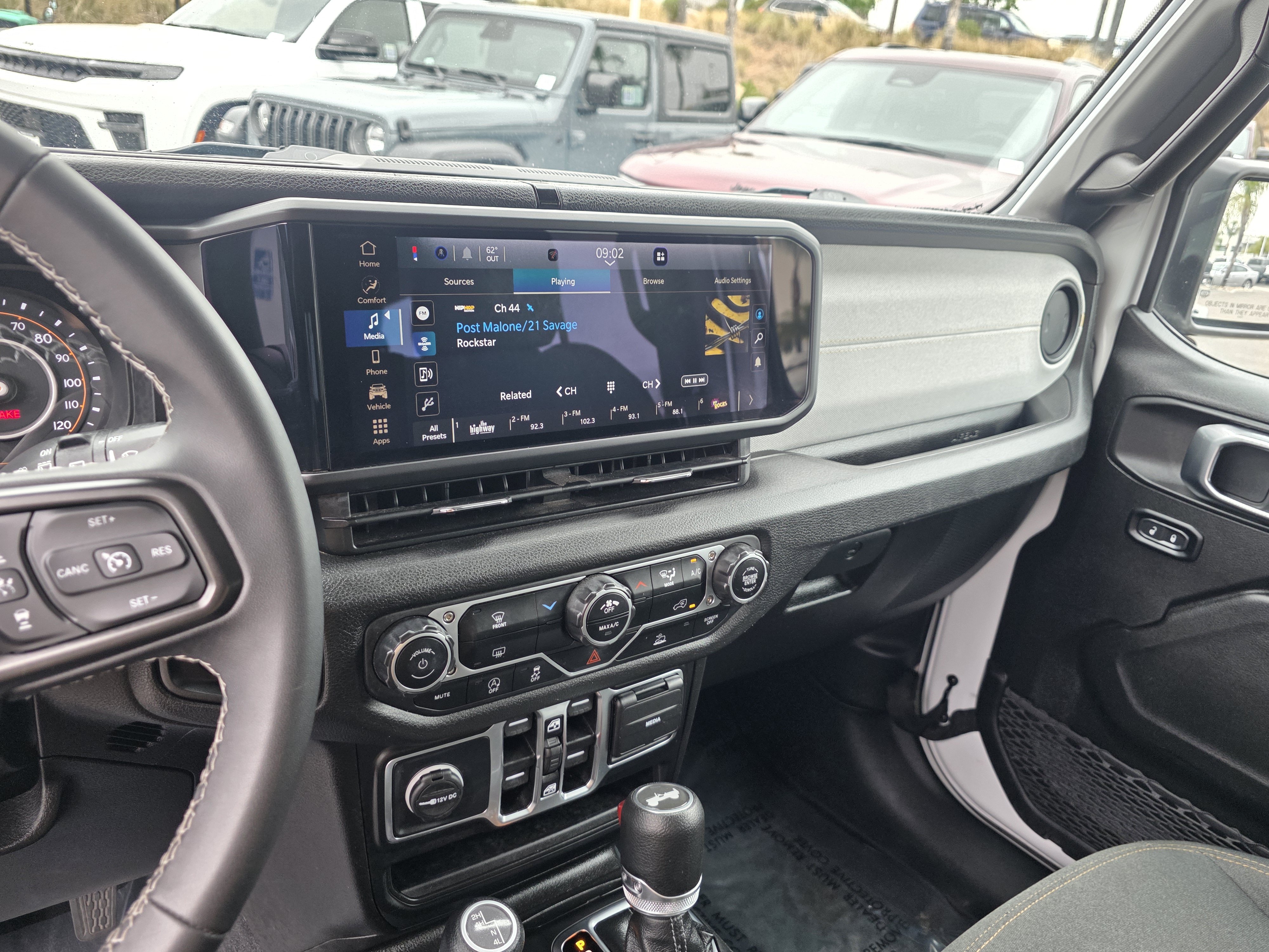 Certified 2025 Jeep Wrangler Unlimited Sport AWD/4WD image 14