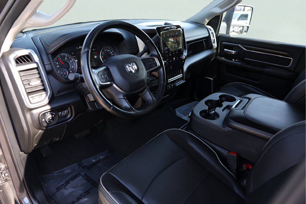 Used 2024 RAM 2500 Laramie AWD/4WD image 13