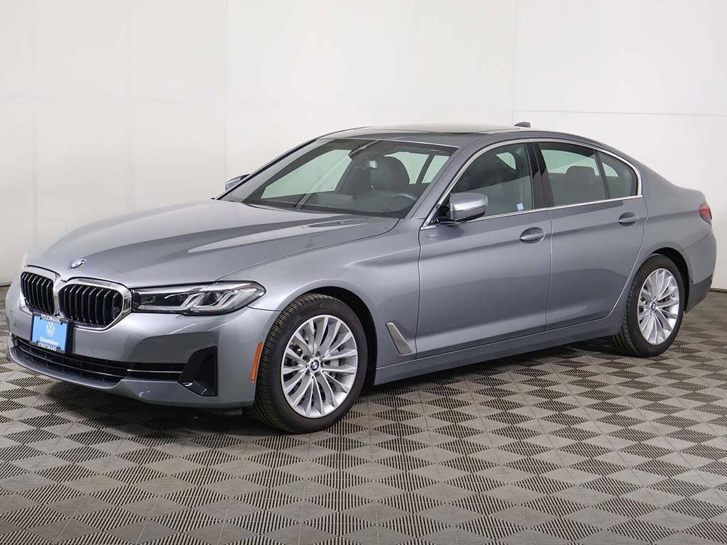 Used 2023 BMW 530i xDrive w/ Convenience Package image 9
