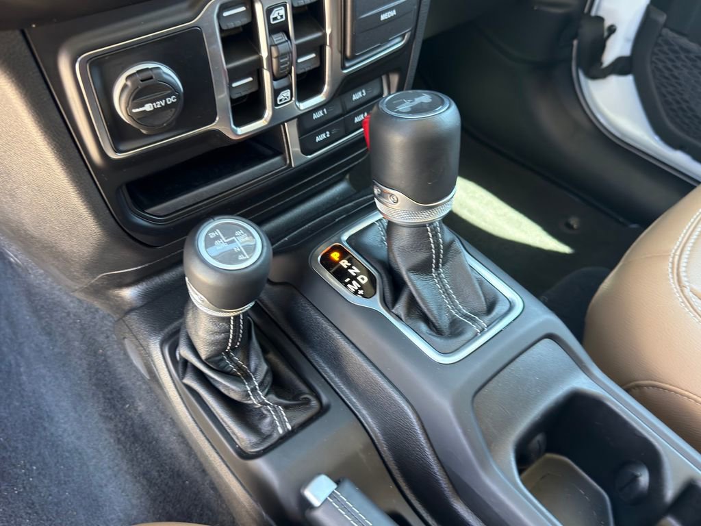 Used 2022 Jeep Wrangler Unlimited Sahara w/ Cold Weather Group image 22