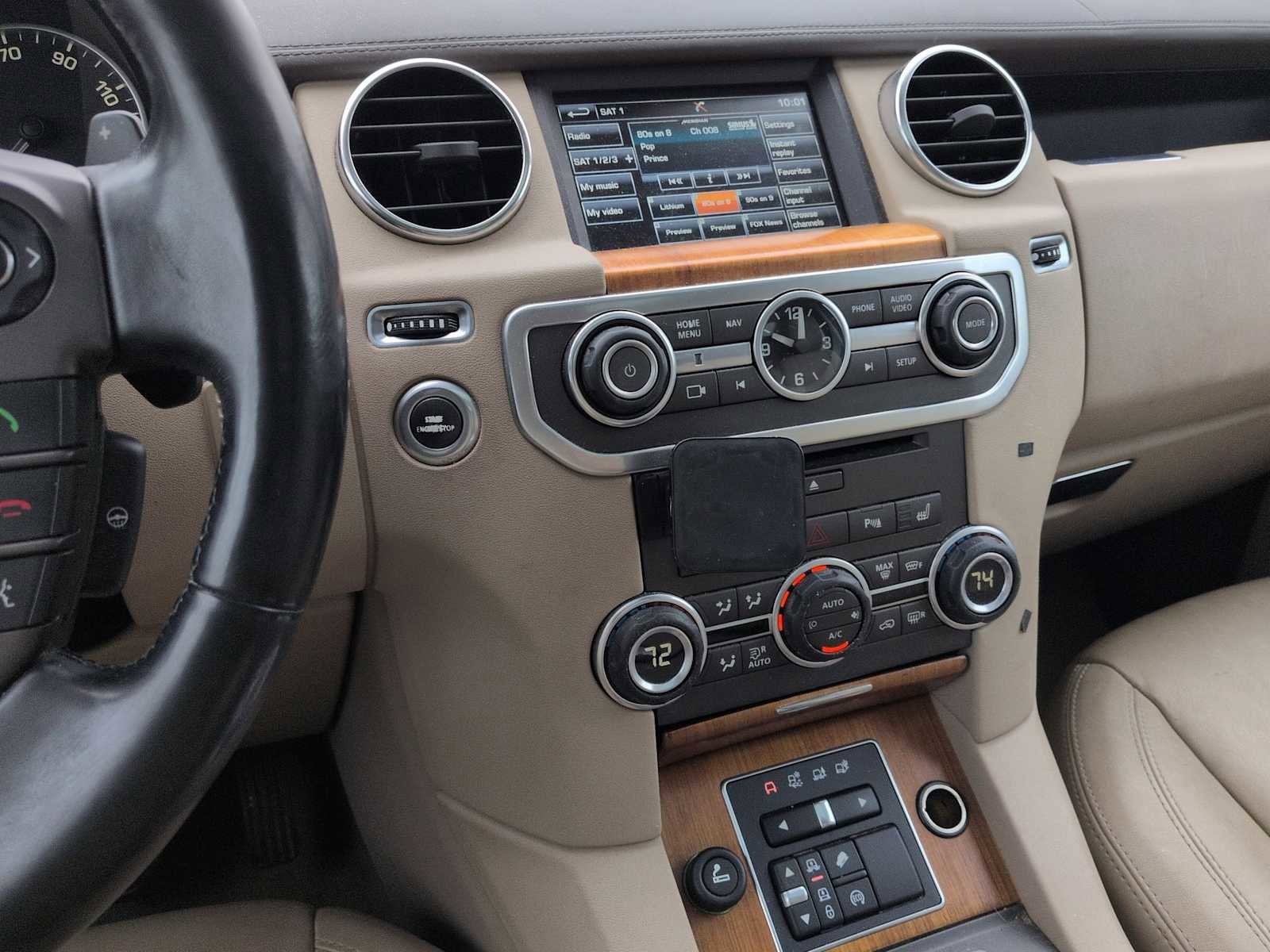 Used 2014 Land Rover LR4 HSE LUX AWD/4WD image 30