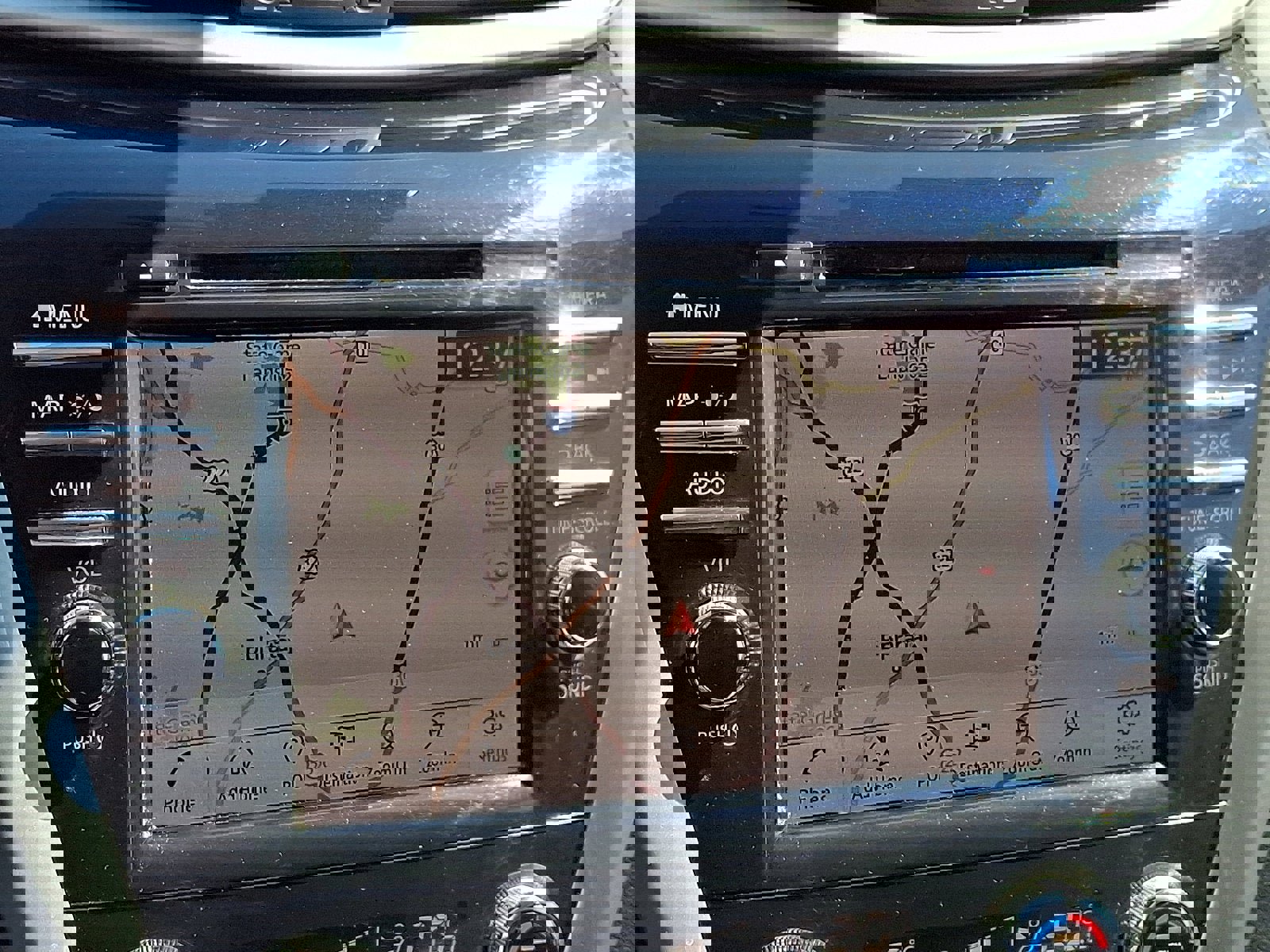 Used 2021 Nissan Murano SV image 17