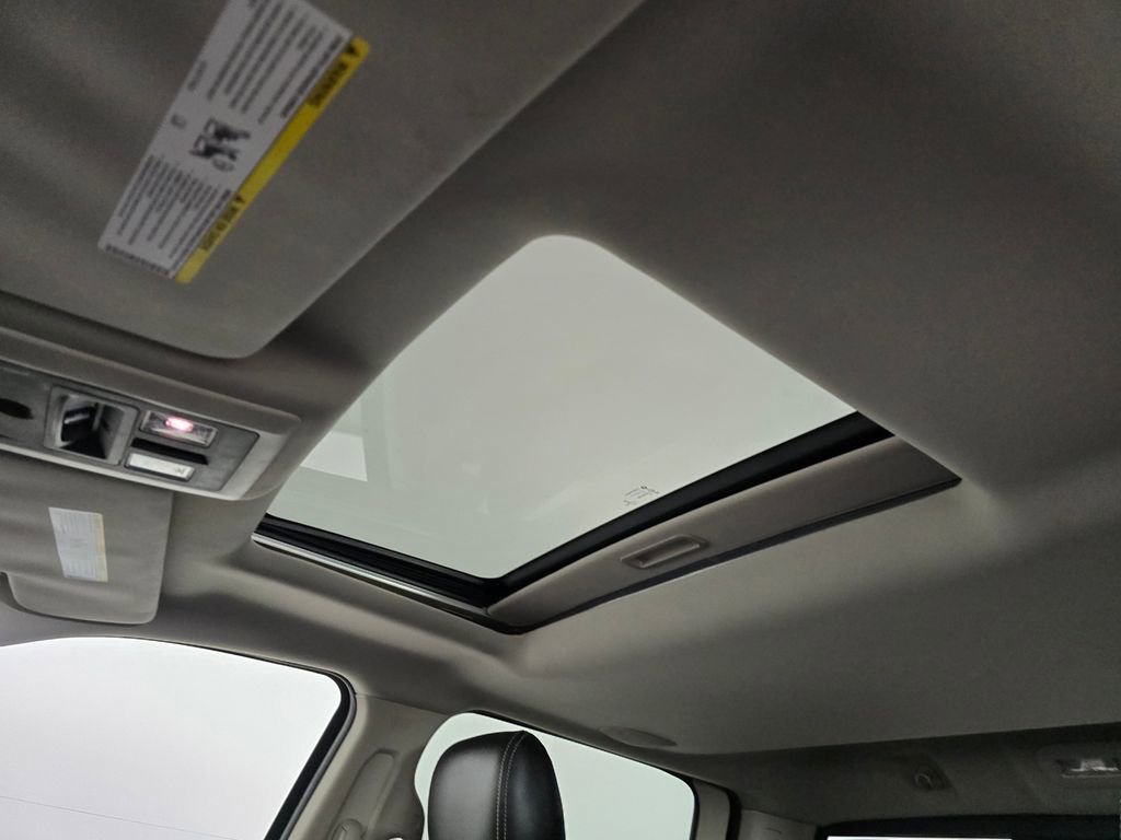 Used 2014 RAM 1500 Laramie image 23