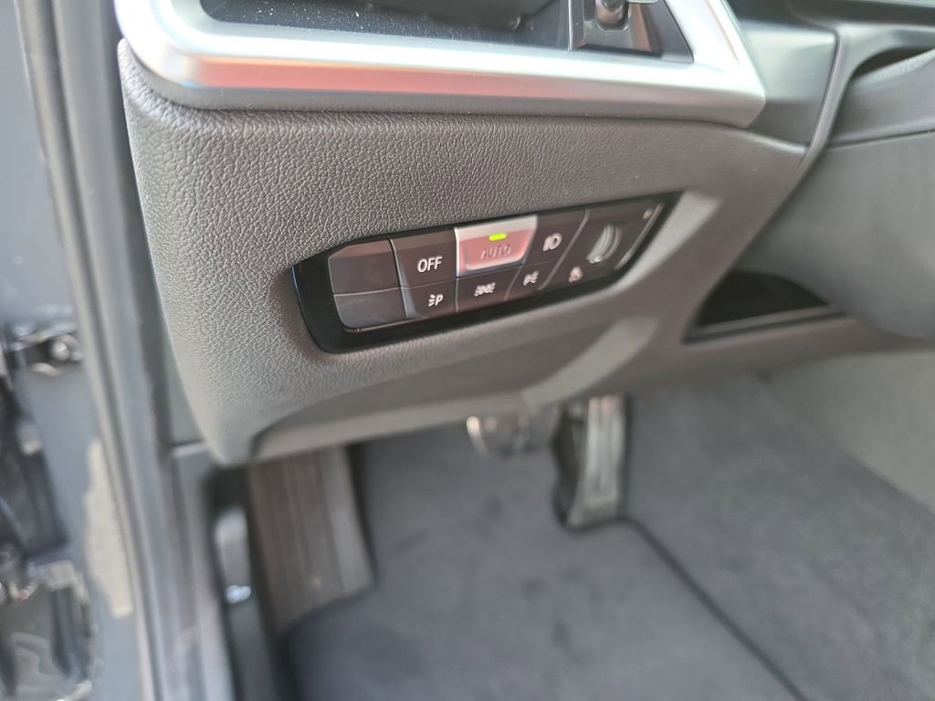 New 2026 BMW 330i xDrive Sedan w/ M Sport Package image 12