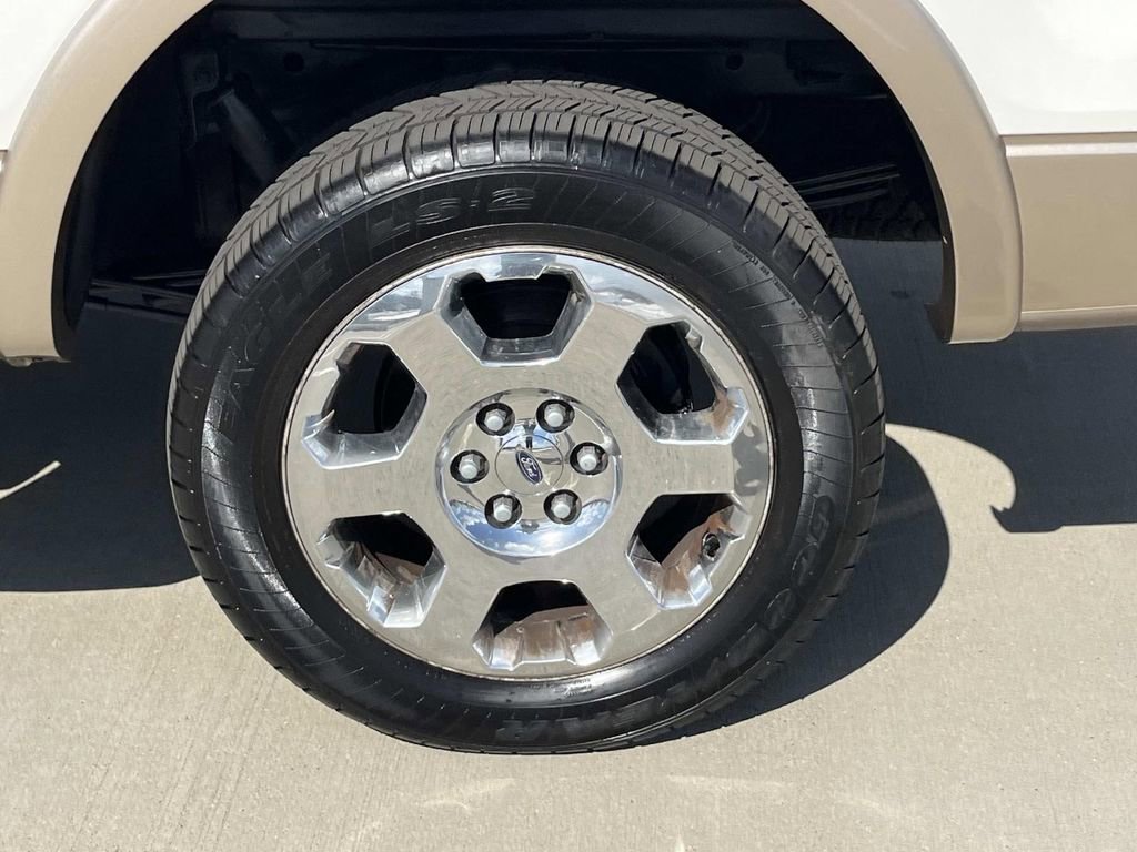 Used 2013 Ford F150 Lariat w/ Luxury Equipment Group image 11