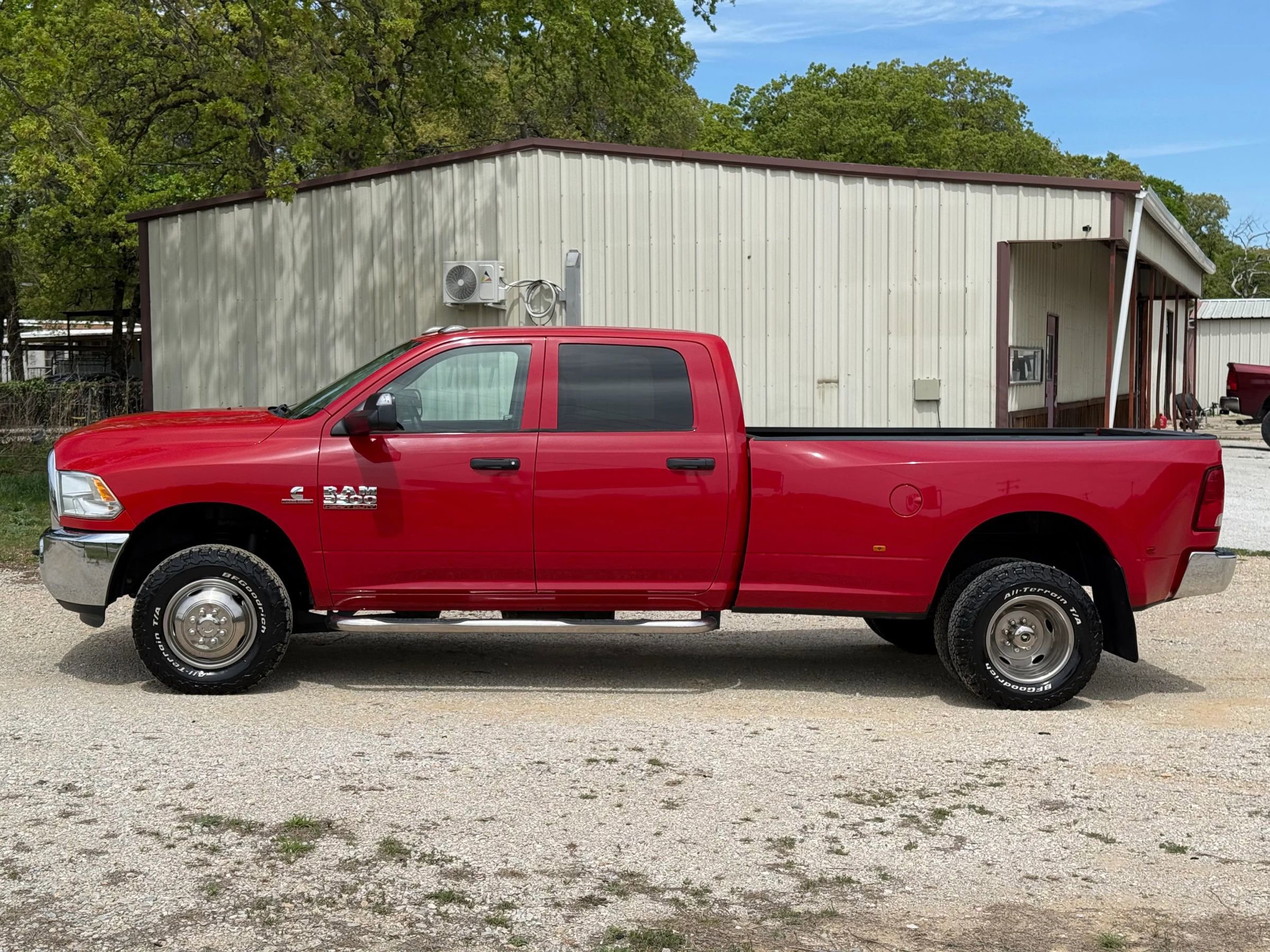 Used 2018 RAM 3500 Tradesman w/ Chrome Appearance Group image 6