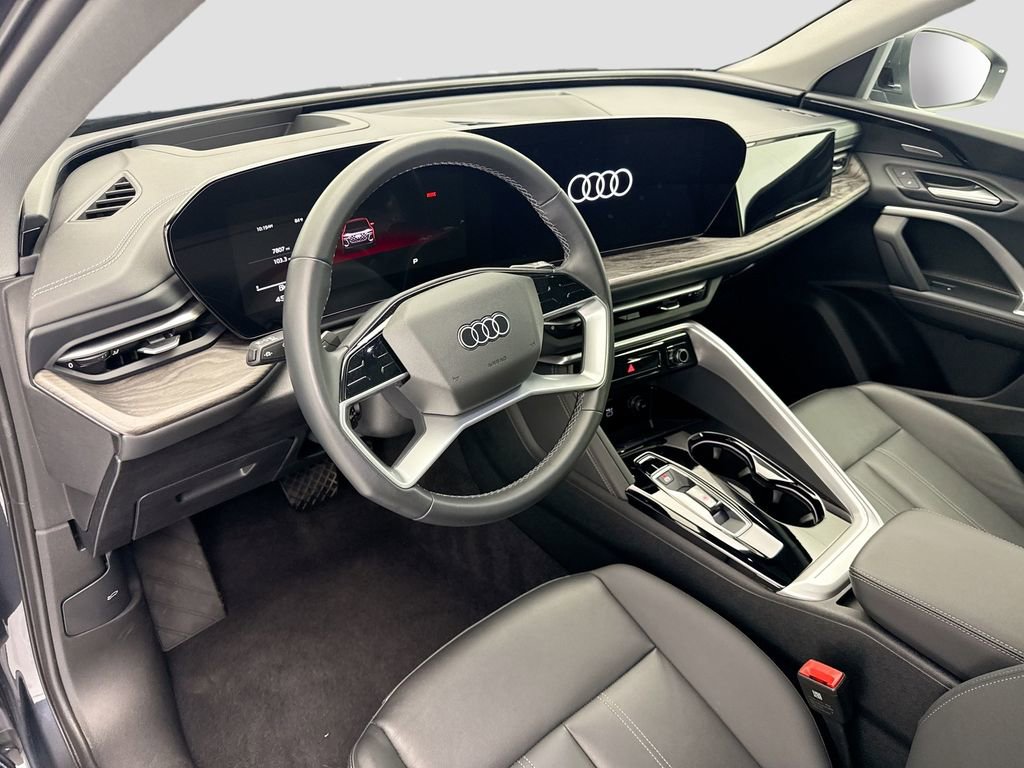 Certified 2025 Audi Q5 Premium Plus w/ Premium Plus image 9