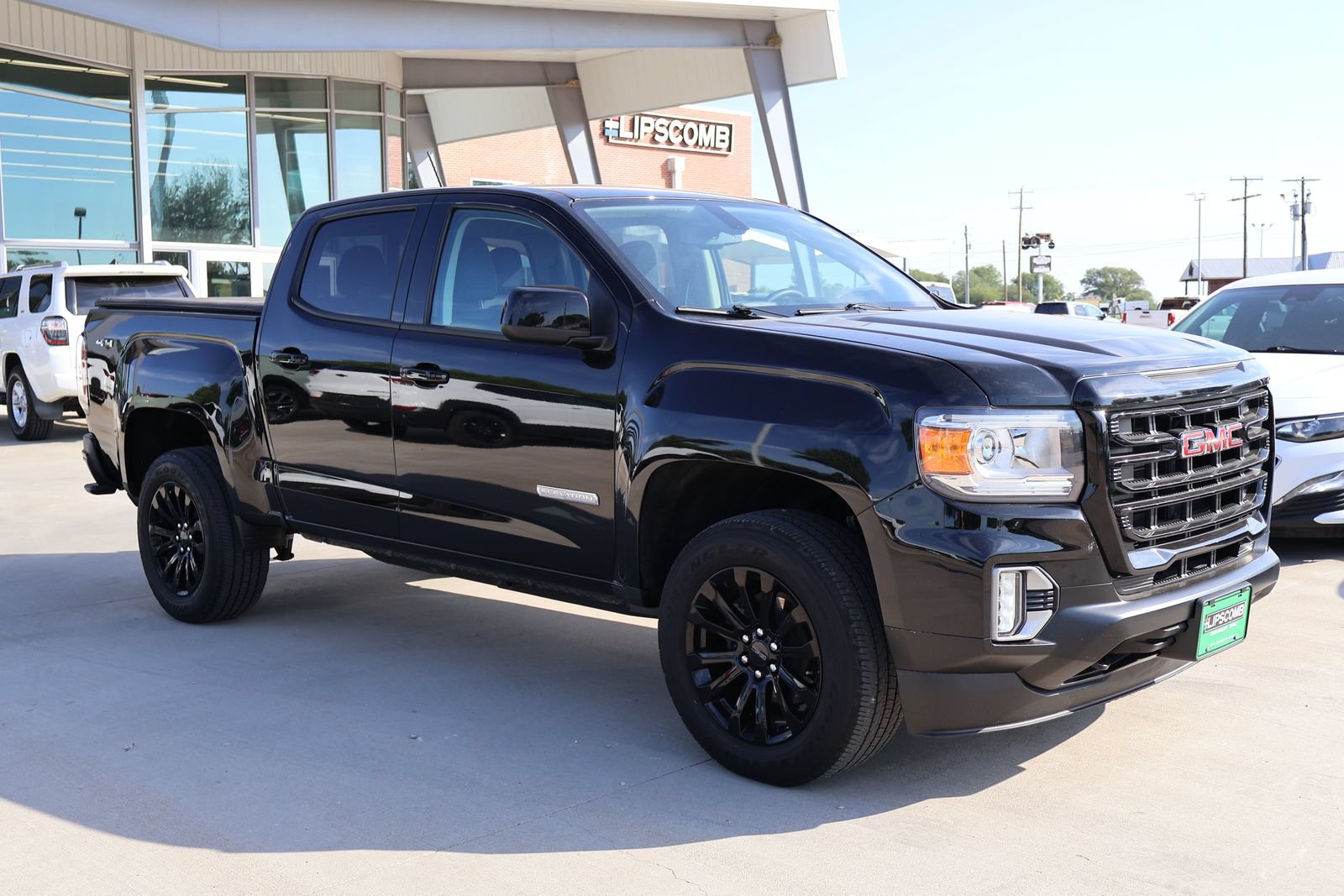 Used 2022 GMC Canyon Elevation w/ Elevation Premium Package AWD/4WD image 5