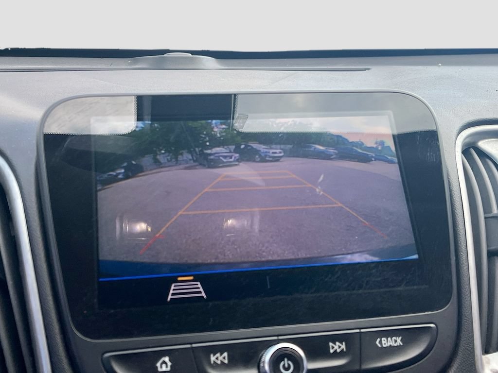 Used 2020 Chevrolet Malibu LS FWD image 13