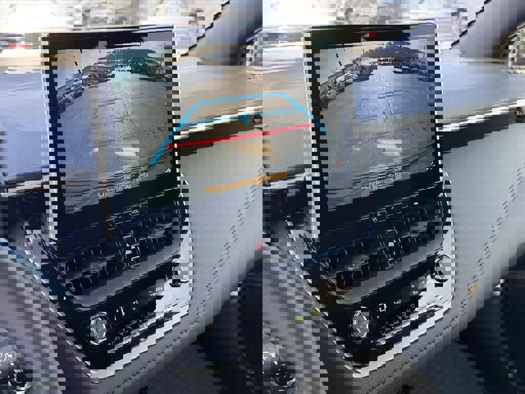 Certified 2025 Toyota Corolla SE w/ SE Premium Package AWD/4WD image 28