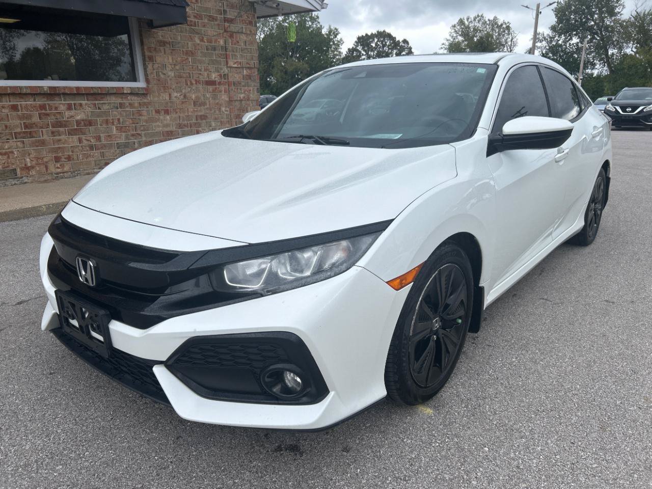 Used 2019 Honda Civic EX image 1