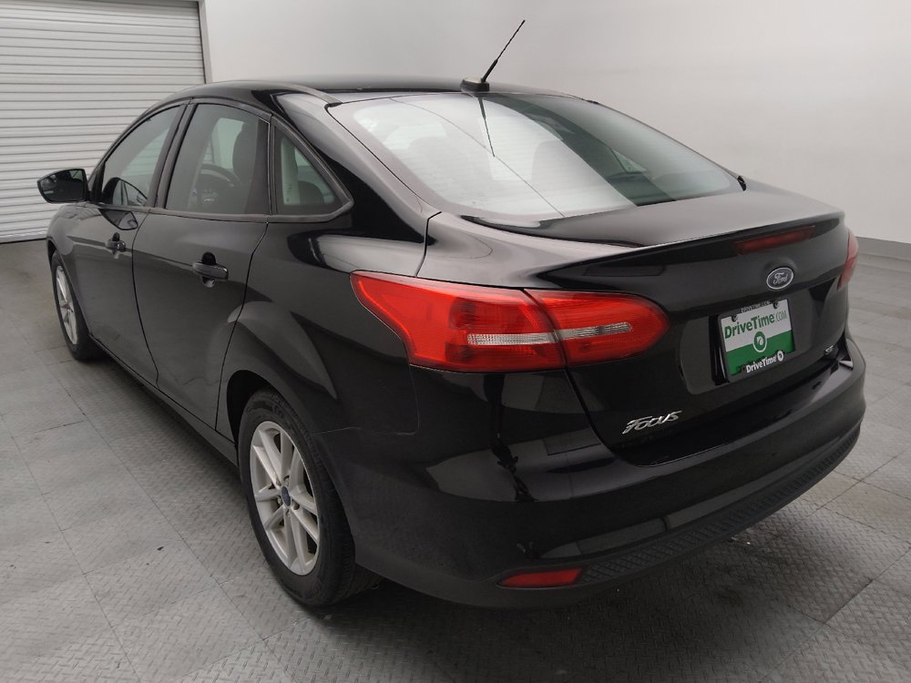 Used 2018 Ford Focus SE FWD image 5