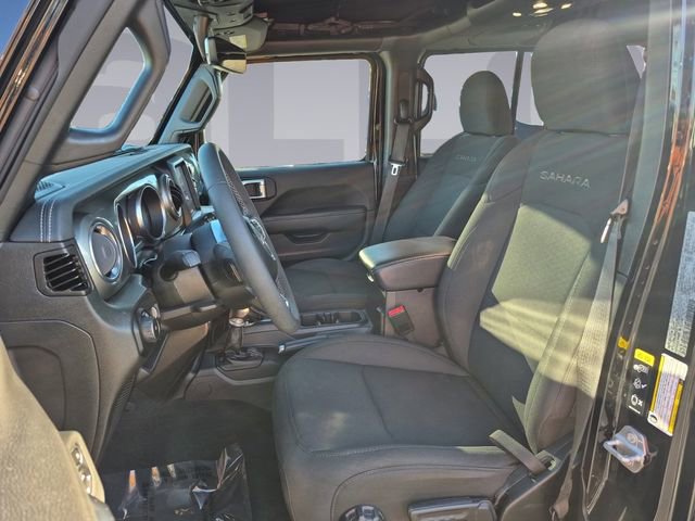 Used 2023 Jeep Wrangler Sahara image 10