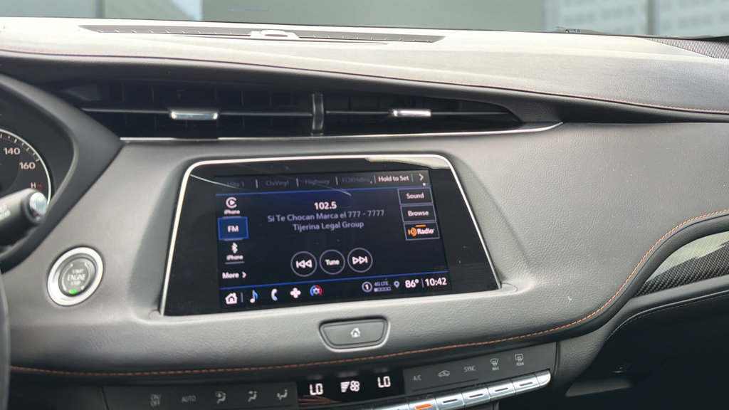 Used 2023 Cadillac XT4 Sport FWD image 25